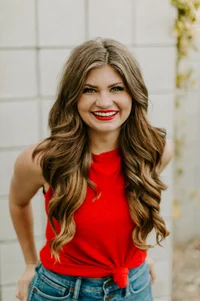 Headshot of Haley Burkhead of Recurring Profit